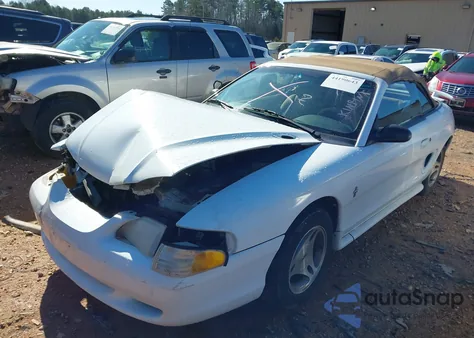 1998 Ford Mustang z USA, uszkodzony, nr VIN 1FAFP4447WF217244